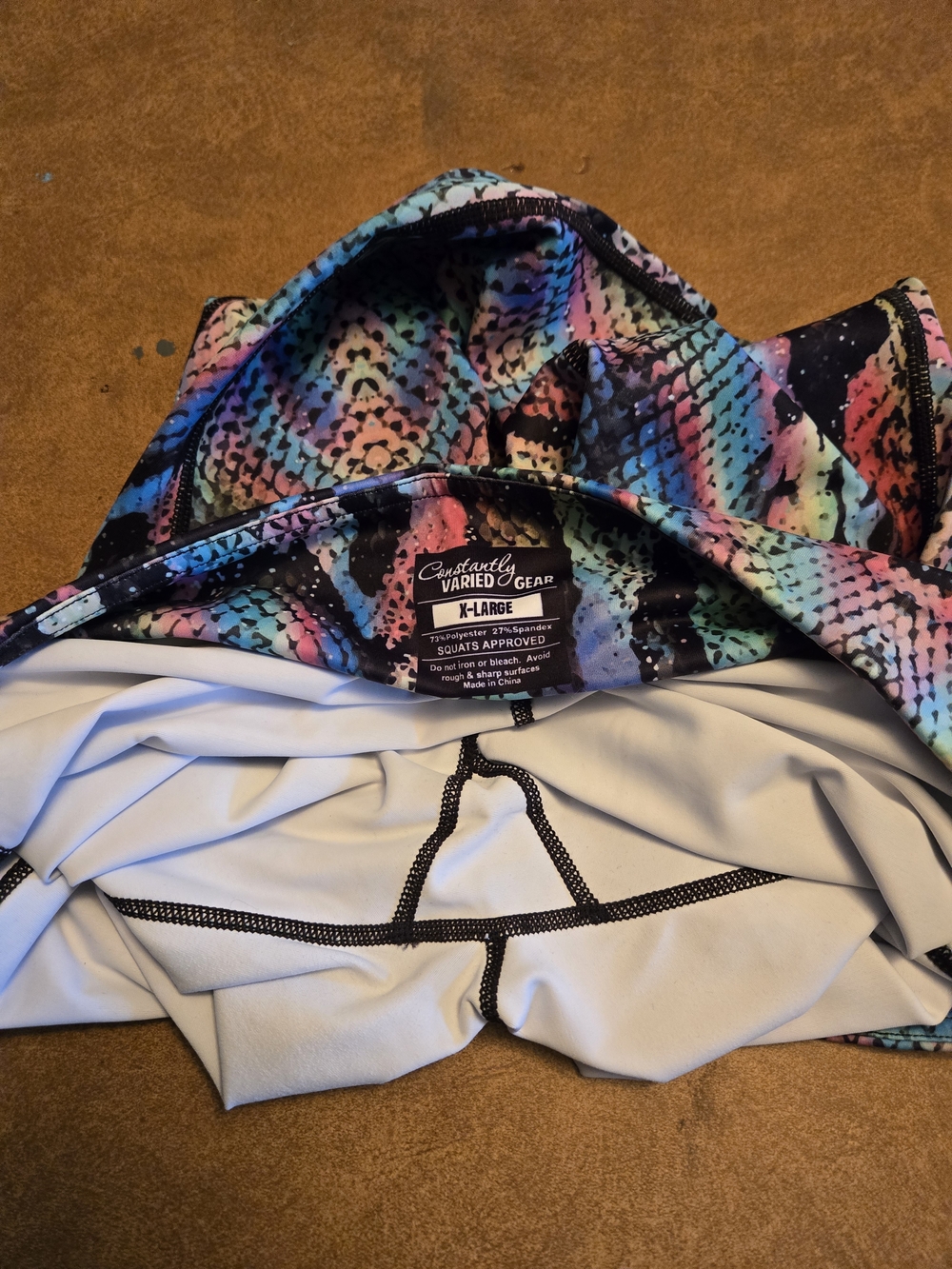 Constantly Varied Gear Rainbow Snake-Scale Leggings - Picture 2 of 2
